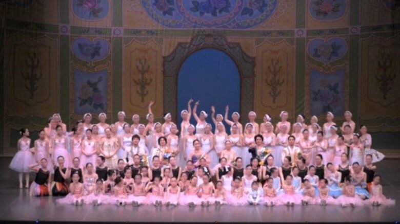 【八潮市】ロシア製チュチュが語る46年の情熱 浜中治美バレエスクール【過去記事】