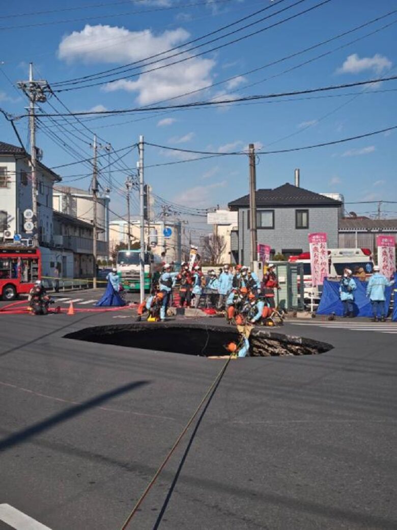 八潮市中央一丁目道路陥没事故の最終報告　救助の全記録と浮かび上がる課題
