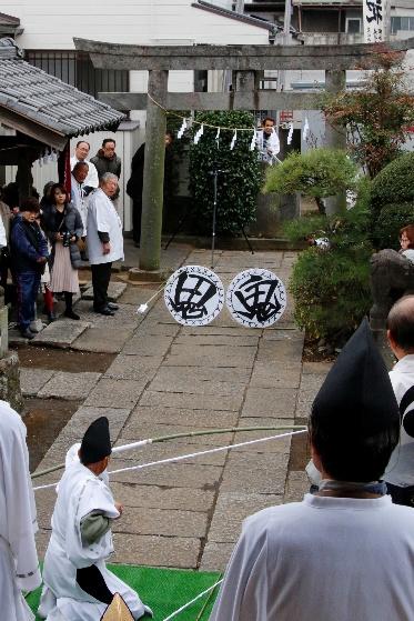 八潮市の伝統行事「木曽根の弓ぶち」埼玉県指定無形民俗文化財に指定へ