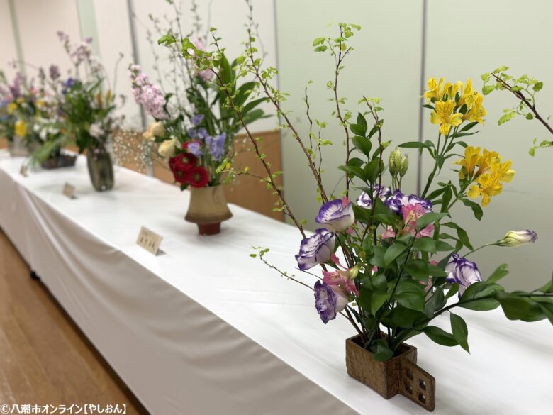 第27回八潮市華道展が開催　多彩な流派が競演する春の花の祭典