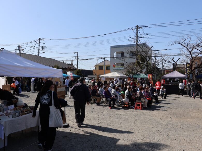 三郷市戸ヶ崎で地域交流イベント「戸ヶ崎 de 祭 2026」開催 神社境内に屋台や音楽が集う春のにぎわい