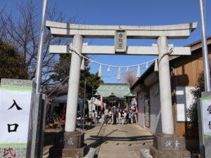 三郷市戸ヶ崎で地域交流イベント「戸ヶ崎 de 祭 2026」開催　神社境内に屋台や音楽が集う春のにぎわい