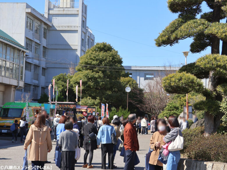 53年の歴史に幕 埼玉県立八潮高校でフェアウェルイベント開催 卒業生ら1,500人超が学び舎に別れ