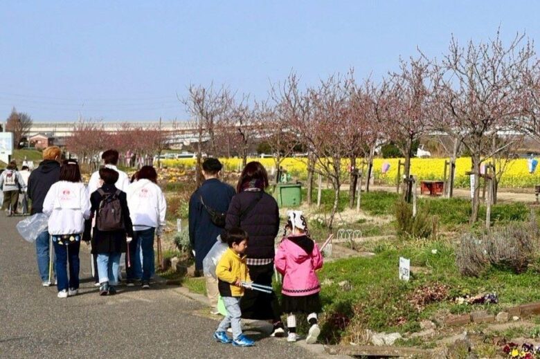 2年ぶりの「花桃まつり」へ準備着々　フラワーパークで地域合同の「夢拾い」清掃活動