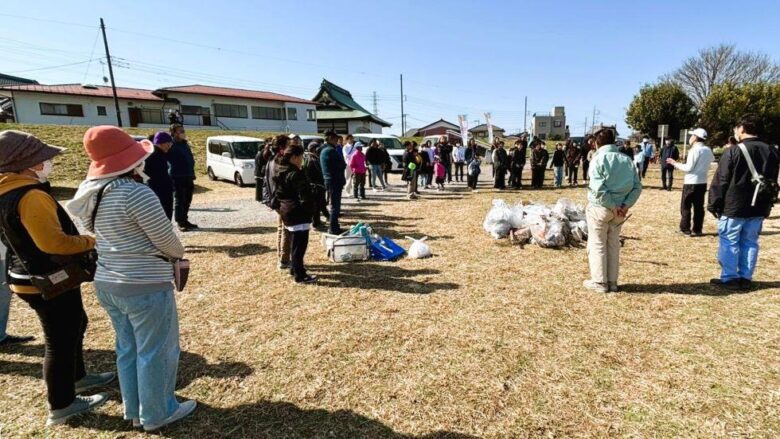 2年ぶりの「花桃まつり」へ準備着々　フラワーパークで地域合同の「夢拾い」清掃活動