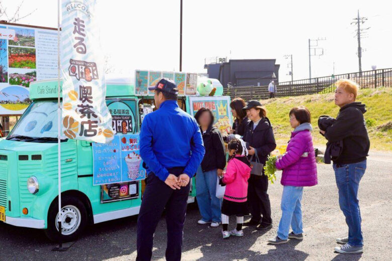 2年ぶりの「花桃まつり」へ準備着々　フラワーパークで地域合同の「夢拾い」清掃活動