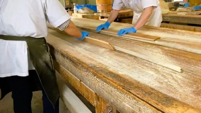 八潮名物「五家宝おじさん」の藤田製菓　三代目が守る伝統と広がる新しい五家宝の世界