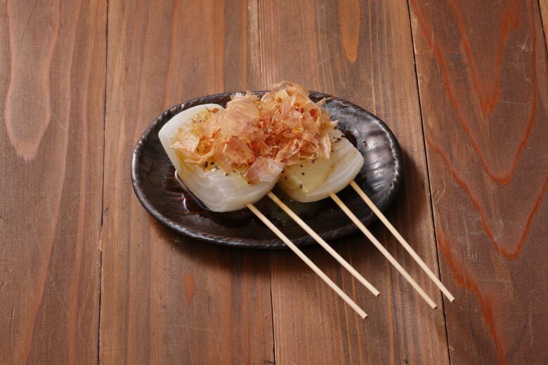 玉ねぎ串～醤油バターソース～