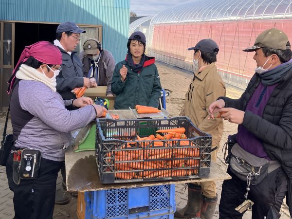 八潮の農家も参加、障がいのある社員が育てた農産物を大手町で販売　3月19日「Otemachi Deliマルシェ」開催