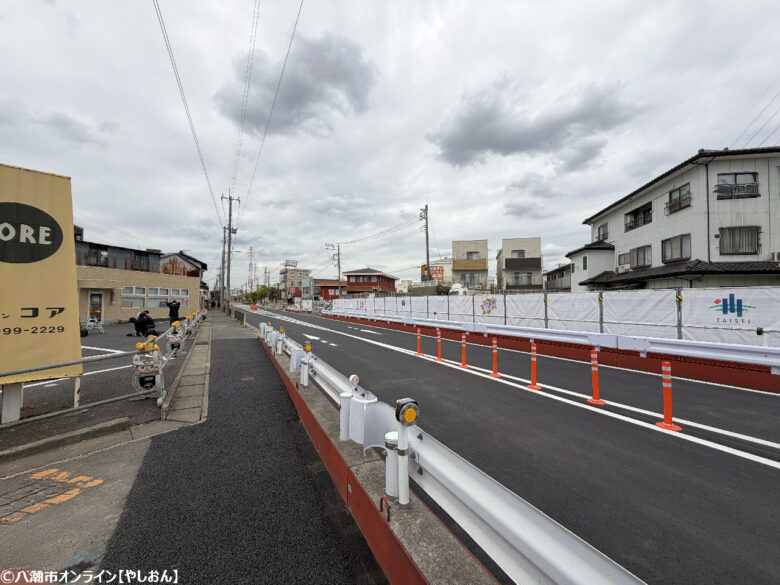 八潮・松戸草加線が暫定開通　道路陥没事故から1年4ヶ月ぶりに交通再開