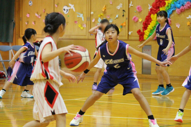 大瀬のミニバスチーム「八潮ビクトリー」が体験会を開催　大瀬小で女子ミニバスを楽しくスタート