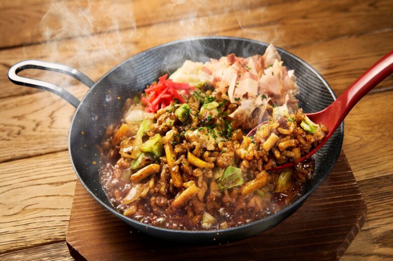 丸亀製麺「丸亀うどんメシ」が大人気 うどん×ごはんの禁断コラボが話題に