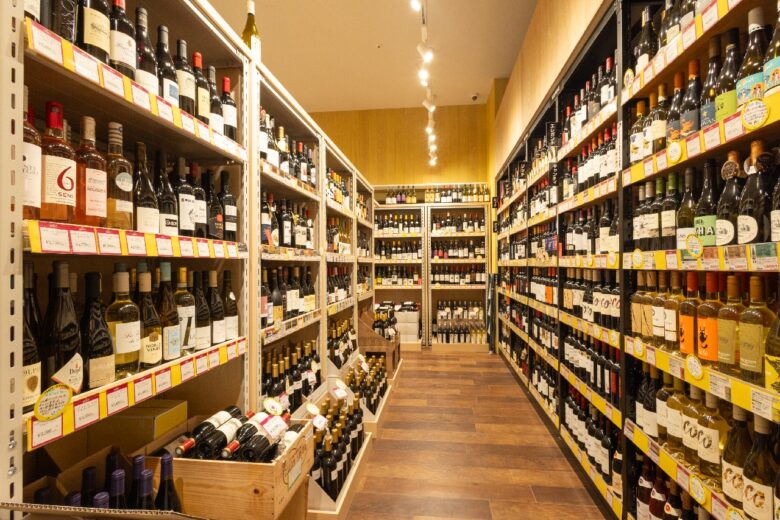 越谷レイクタウンに新スポット誕生　酒と食の専門店「LIQUOR WAREHOUSE CRAFT」関東初出店