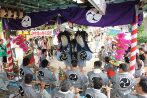 三郷の伝統行事　戸ヶ崎香取神社「三匹の獅子舞」 開催月が6月へ変更
