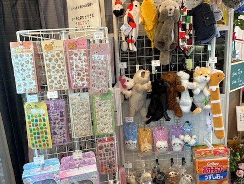草加・獨協大学前に“こだわり文具店”誕生 「NINE PALETTE」がグランドオープン