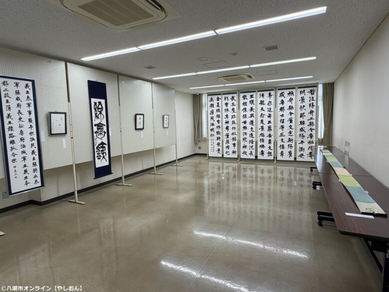 第35回八潮市書道展を開催 古代文字体験や鑑賞ツアーも人気、書の魅力に触れる3日間