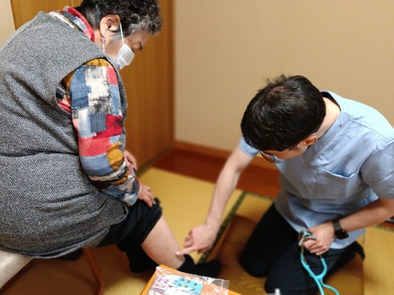 住み慣れた自宅で医療を受けるという選択肢。八潮市の「つむぎクリニック」が支える在宅医療