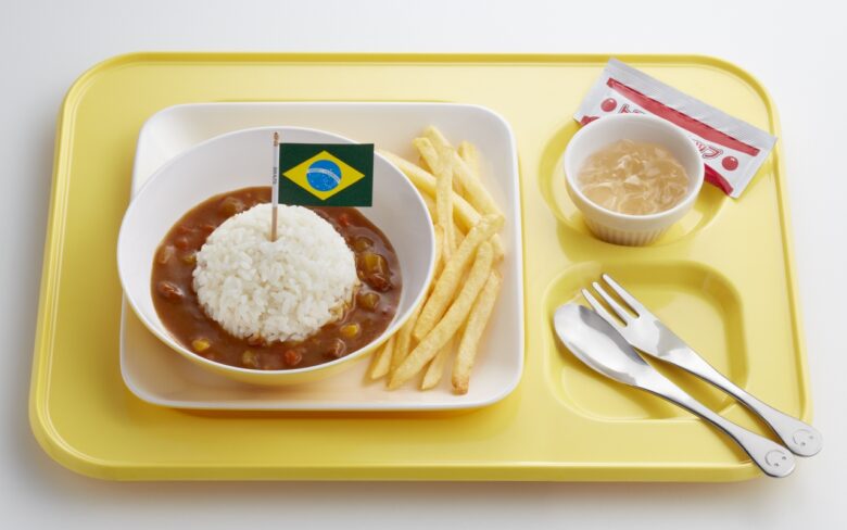 キッズカレープレート（おもちゃ付）