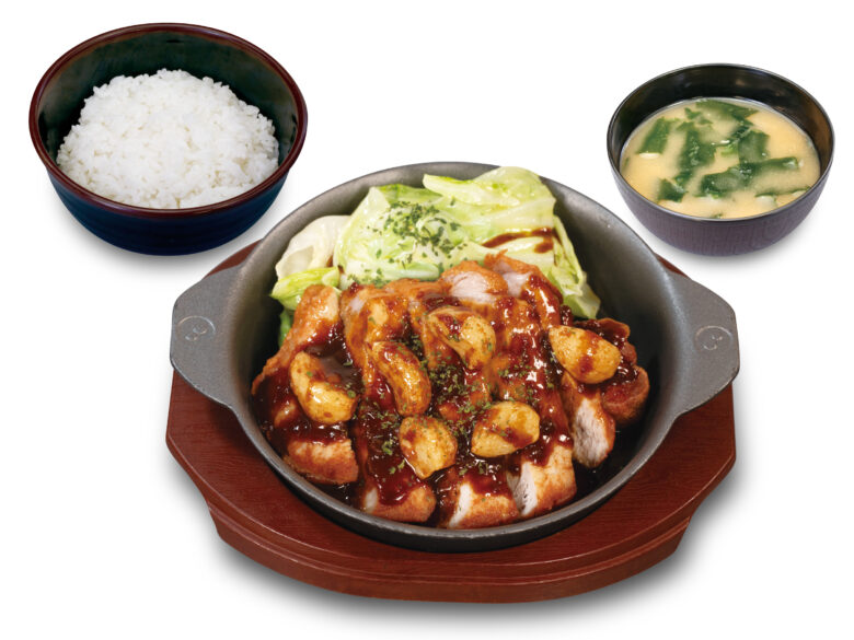【松のや】人気の“揚げる豚テキ・鶏テキ”が復活!にんにく醤油香るスタミナ定食が6月12日発売