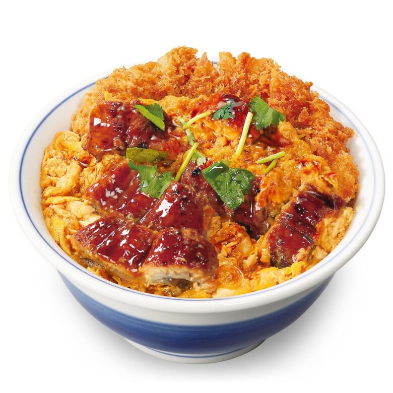 ■うな玉とロースカツの合い盛り丼 通常店舗：1,200円(税込1,320円)/券売機店舗：税込1,320円