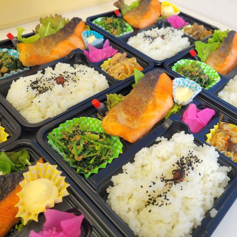 八潮で人気の手作り弁当「紺膳」がJAさいかつ直売所に毎月出店 愛情たっぷりのお惣菜が並びます