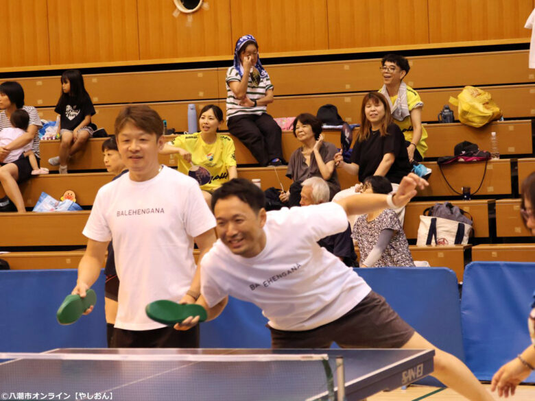 スリッパ片手に真剣勝負!八潮「スリッパ卓球大会」が2年ぶりに開催