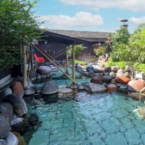 風呂上がりの一杯が880円！明神の湯で平日限定「8月ハッピー88セット」