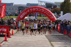 レイクタウンの湖畔を走ろう！今年はハーフマラソン新設「第15回越谷レイクタウンランニング」