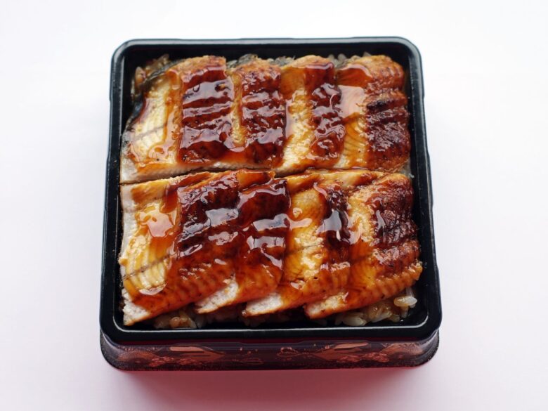角上魚類草加店で「国産うなぎ」を直火焼き!土用の丑の日、7月25日・26日限定販売