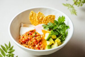 平城苑に夏限定の個性派冷麺！旨辛まぜそば＆完熟トマトの新作が7月30日発売