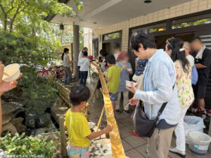 八潮・妙法寺が夏祭り会場に　「Yashioてらこやcafe」で宿題会と子ども食堂