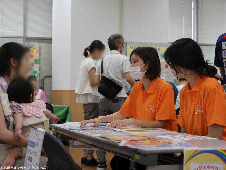 八潮で初開催「保育園なんでも相談フェア」に多くの家族 市内26施設が集結