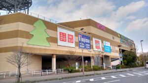 イオンレイクタウンmori、立体駐車場Pの2・3階を当面閉鎖　地震受け設備点検