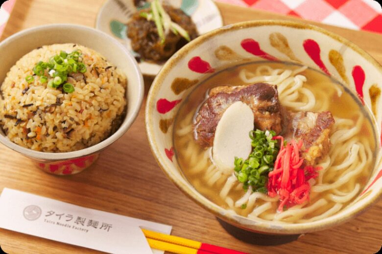 北千住に沖縄・国際通りの味！「タイラ製麺所」8月28日グランドオープン