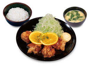 松のやに夏の新作「オレンジソース唐揚げ」登場　甘酸っぱさで唐揚げを爽やかに