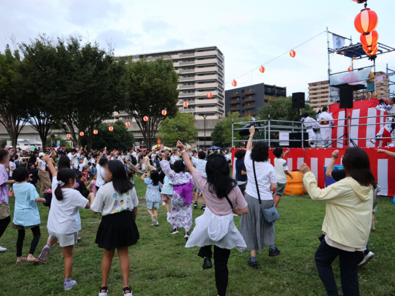 三郷中央が“泡まみれ”に！「泡あわ×ボンBON」盆踊りからDJへ熱気あふれた夏の夜