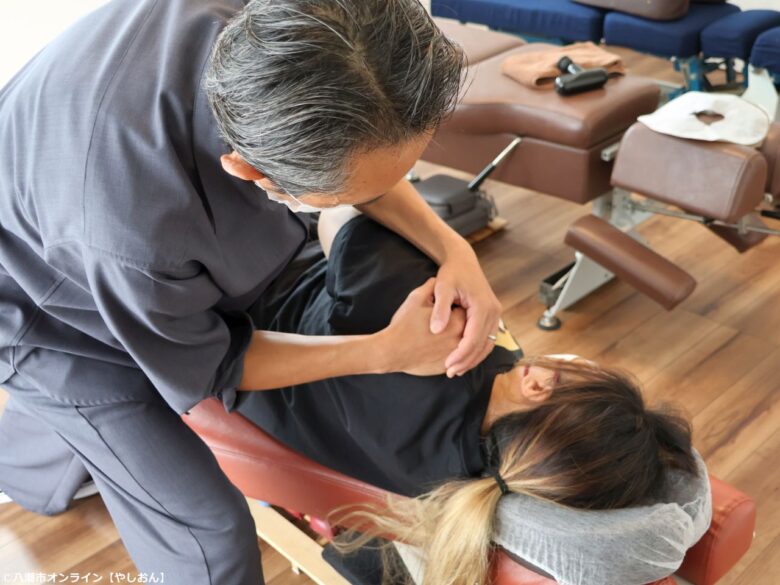 「これが普通」だと思っていた首・肩の重さ。八潮「仁整体」で身体をチェックしてもらいました