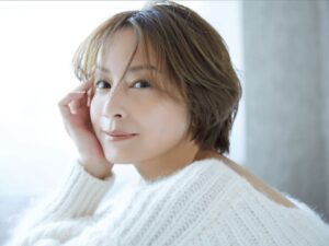 鈴木亜美さんがレイクタウンmoriに登場　9月19日に出版記念トークショー