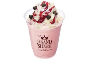 サーティワンの「ラブポ」がシェイクに！ハートのチョコを飾った新作が10月9日発売