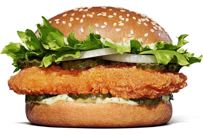 ピクルス11枚!バーガーキングの新作はダブルビーフとチキン、購入特典も