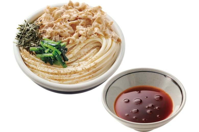 丸亀製麺、3玉まで990円の「旨辛豚つけ汁うどん」が定番に!明太クリームなど4品が仲間入り