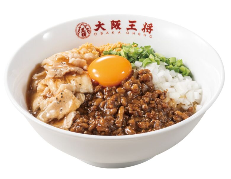 豚バラ×肉ミンチ、シメは追い飯!大阪王将「禁断のWポークまぜそば」10月30日発売